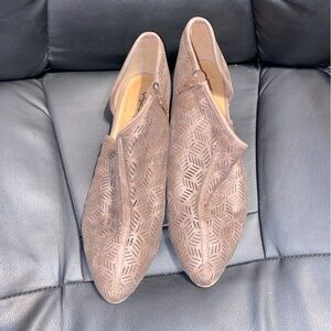 Size 10 Textured Booties